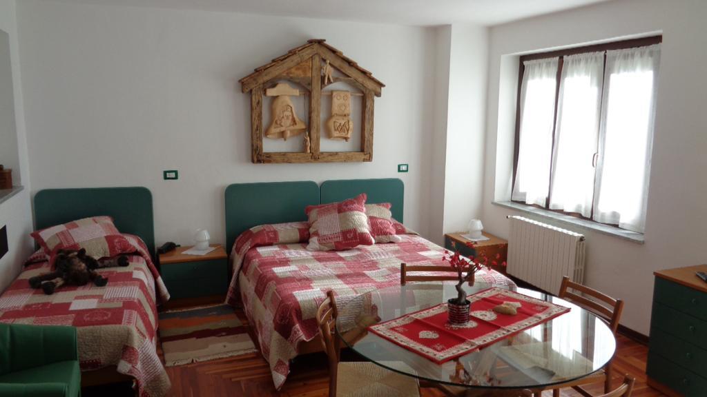 Hotel Mont Gele Ollomont Zewnętrze zdjęcie